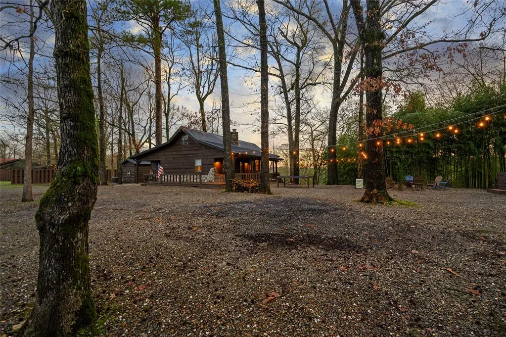 Photo 3 — 12 River Lane, Broken Bow, OK 74728