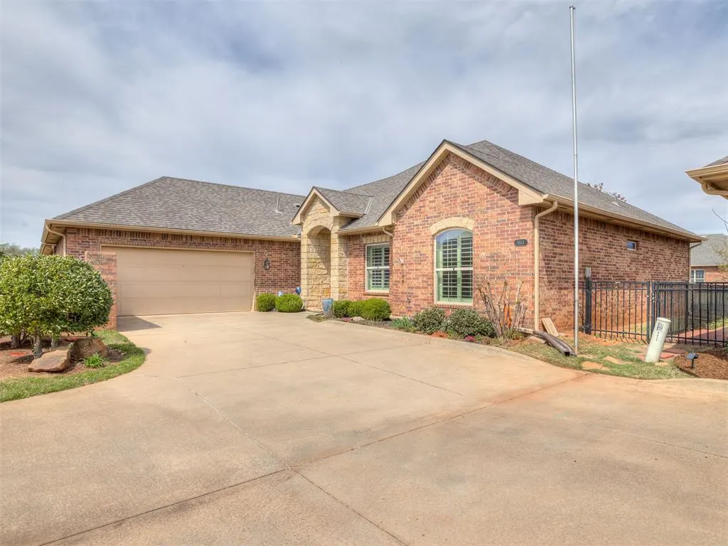 Photo 2 — 5513 NW 128th Street, Oklahoma City, OK 73142