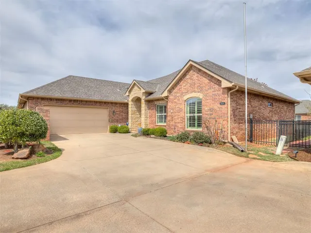 Photo 2 — 5513 NW 128th Street, Oklahoma City, OK 73142