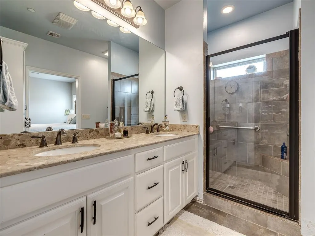 Photo 24 — 5513 NW 128th Street, Oklahoma City, OK 73142