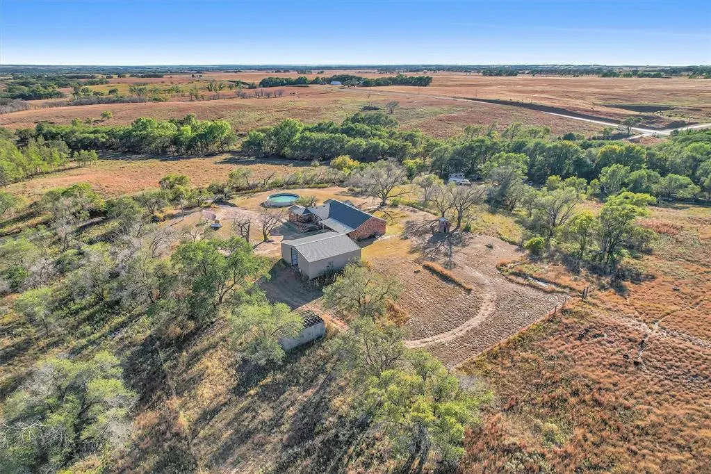 Photo 39 — 17421 E 1160 Road, Sweetwater, OK 73666