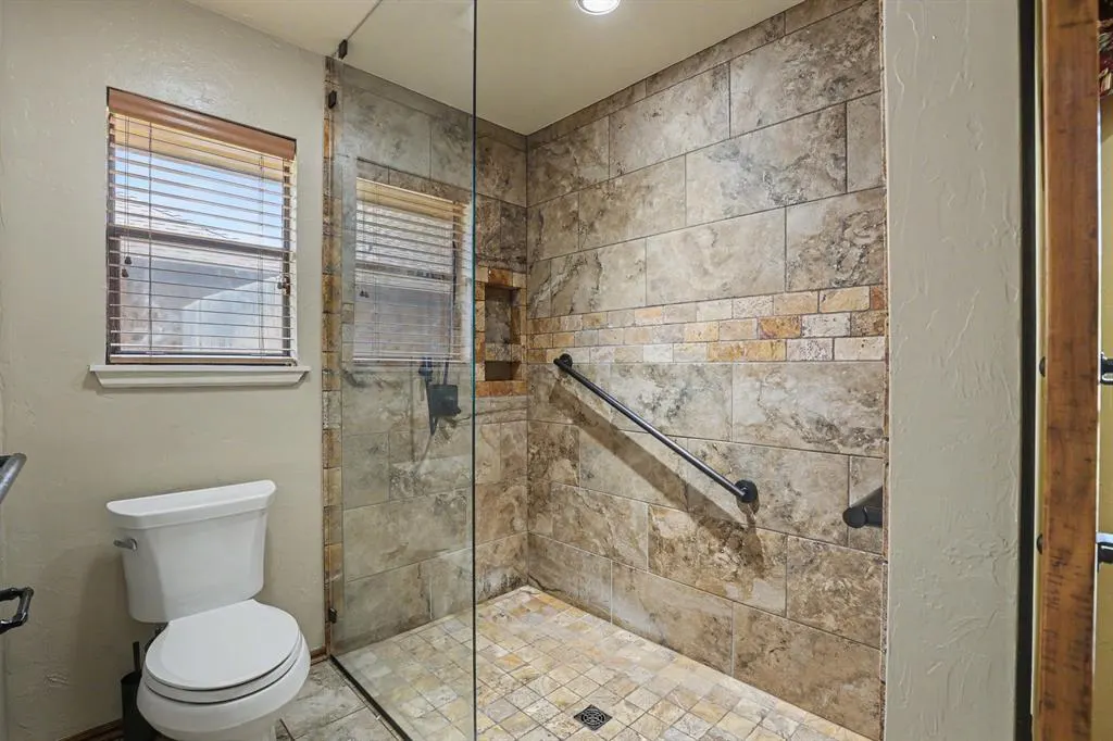Photo 17 — 2629 SW 108th Street, Oklahoma City, OK 73170