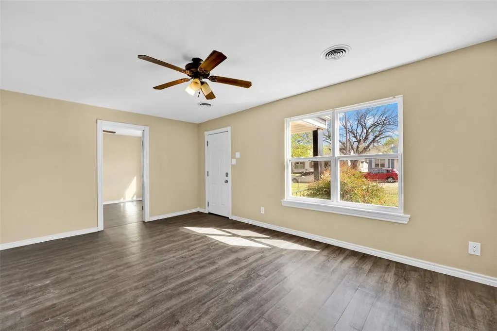 Photo 6 — 903 SW Garfield Avenue, Lawton, OK 73501