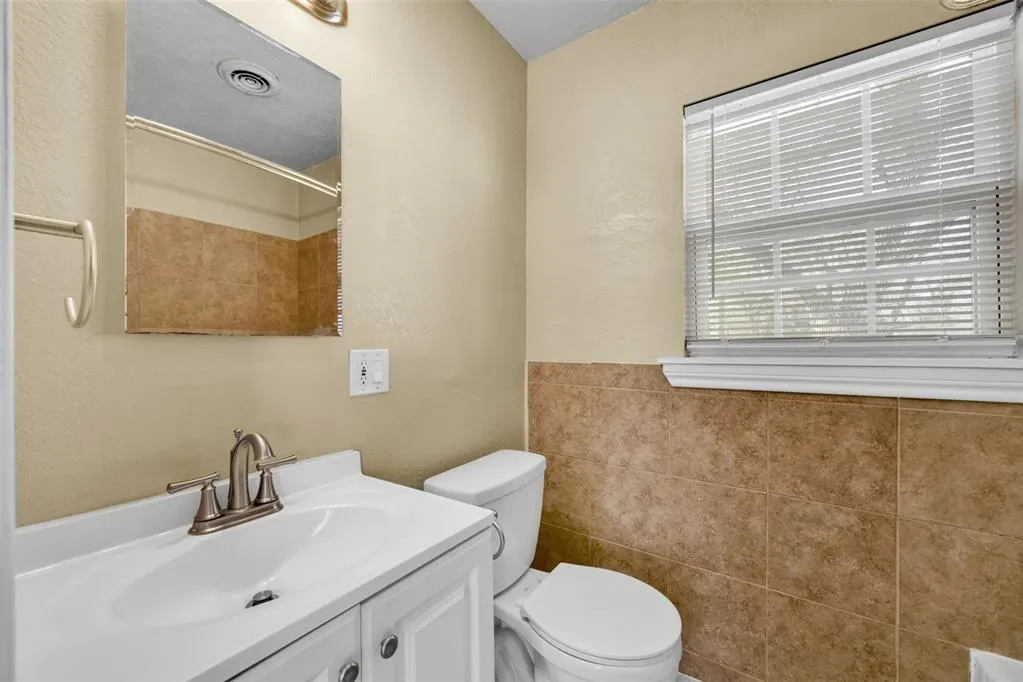Photo 12 — 903 SW Garfield Avenue, Lawton, OK 73501