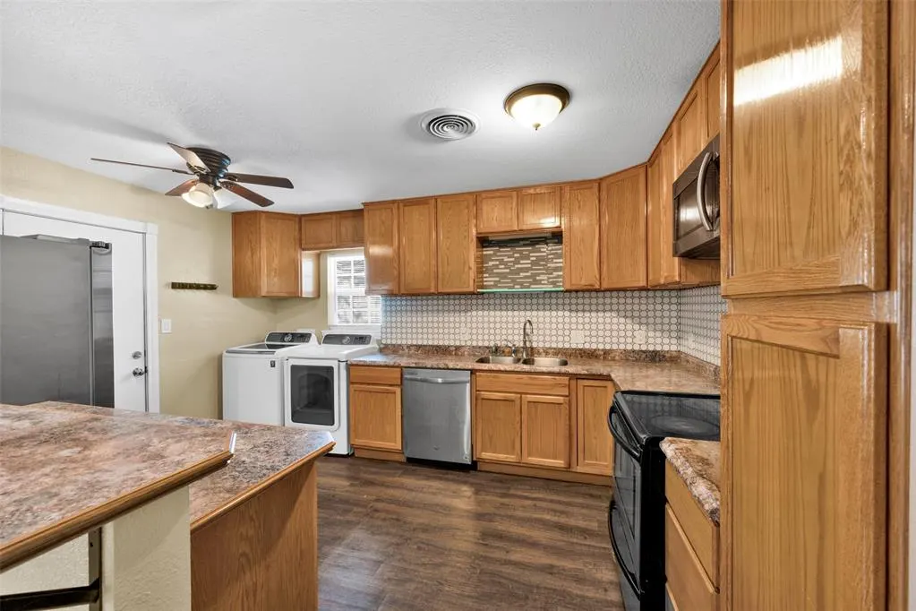 Photo 18 — 903 SW Garfield Avenue, Lawton, OK 73501