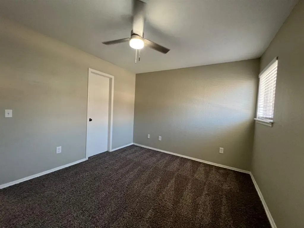 Photo 6 — 1902 Three Stars Road, Edmond, OK 73034