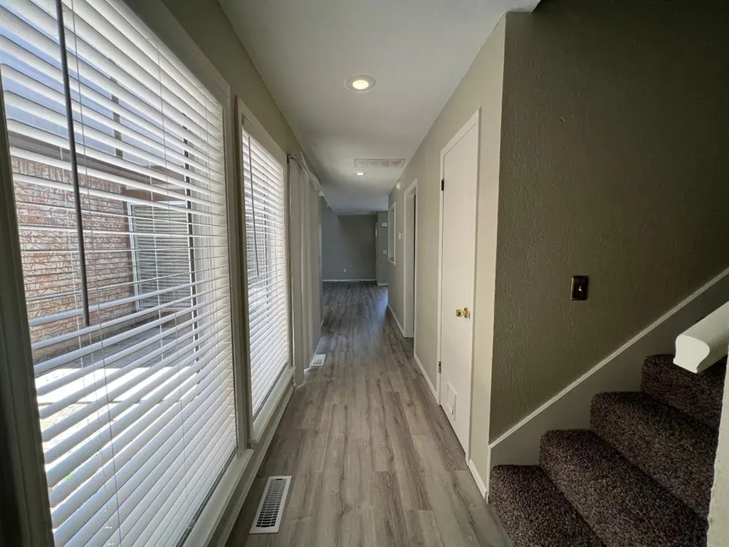 Photo 9 — 1902 Three Stars Road, Edmond, OK 73034
