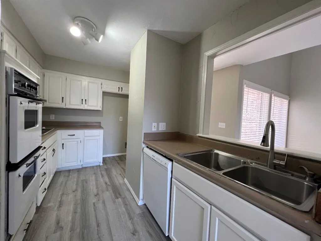 Photo 14 — 1902 Three Stars Road, Edmond, OK 73034