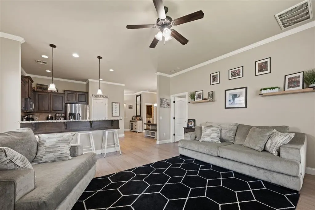 Photo 4 — 8021 NW 158th Street, Edmond, OK 73013