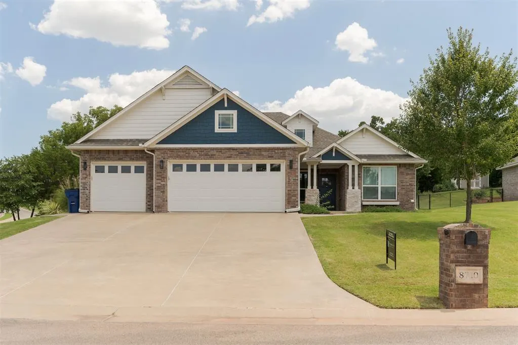 Front exterior — 8710 Overlook Drive, Guthrie, OK 73044
