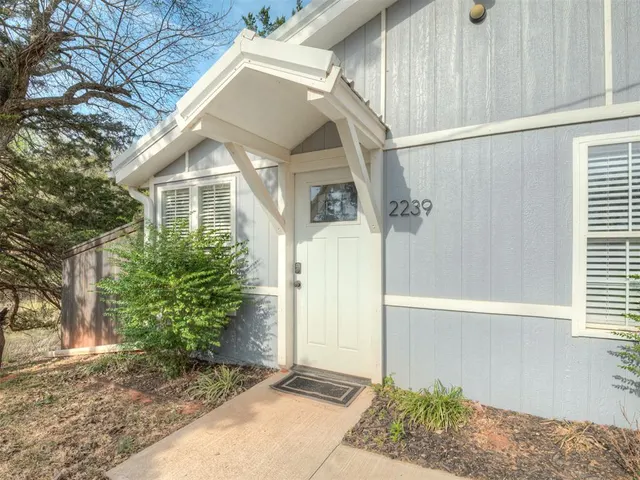 Photo 3 — 11440 W Cedar Lake Drive, Hinton, OK 73047