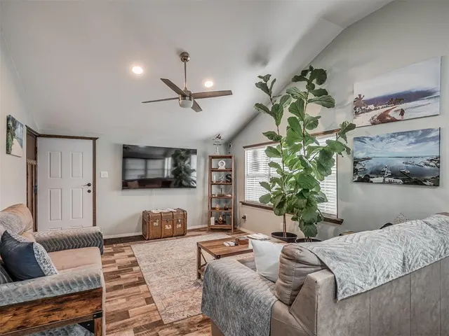 Photo 5 — 11440 W Cedar Lake Drive, Hinton, OK 73047