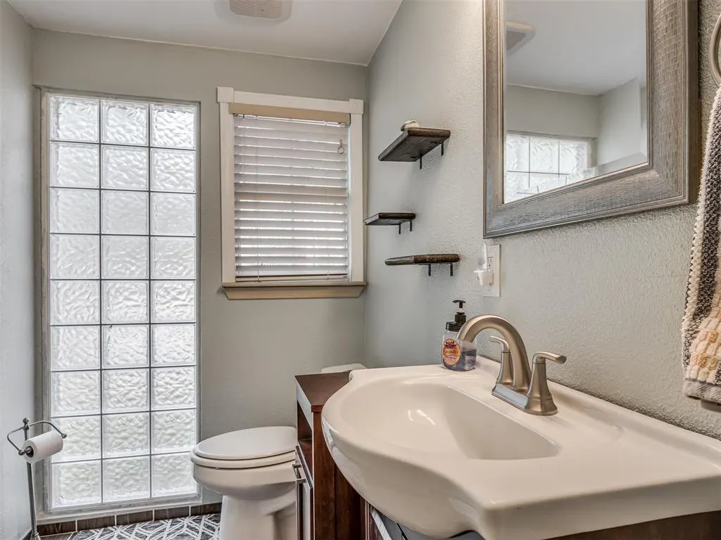 Photo 37 — 11440 W Cedar Lake Drive, Hinton, OK 73047