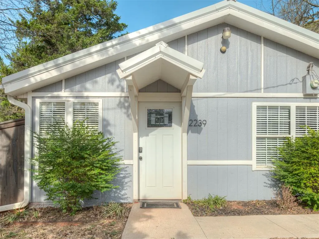 Photo 2 — 11440 W Cedar Lake Drive, Hinton, OK 73047