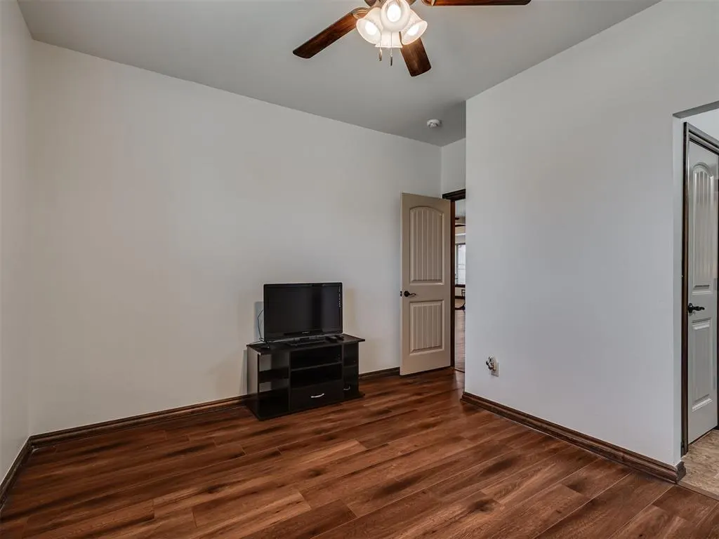 Photo 28 — 13317 NW 4th Street, Yukon, OK 73099