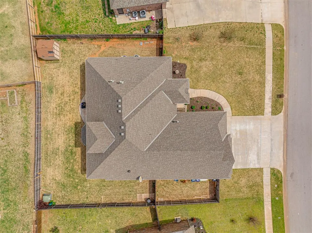Photo 44 — 13317 NW 4th Street, Yukon, OK 73099