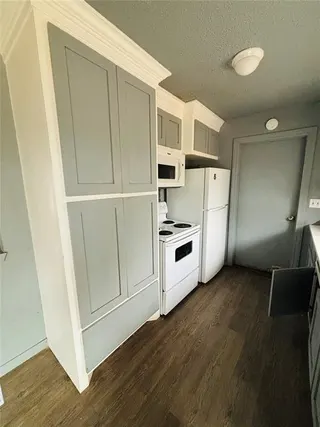 Sold home at 732 N Dallas Avenue