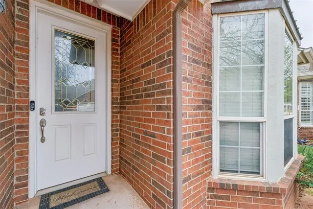 Photo 4 — 15508 Swallowtail Road, Edmond, OK 73013