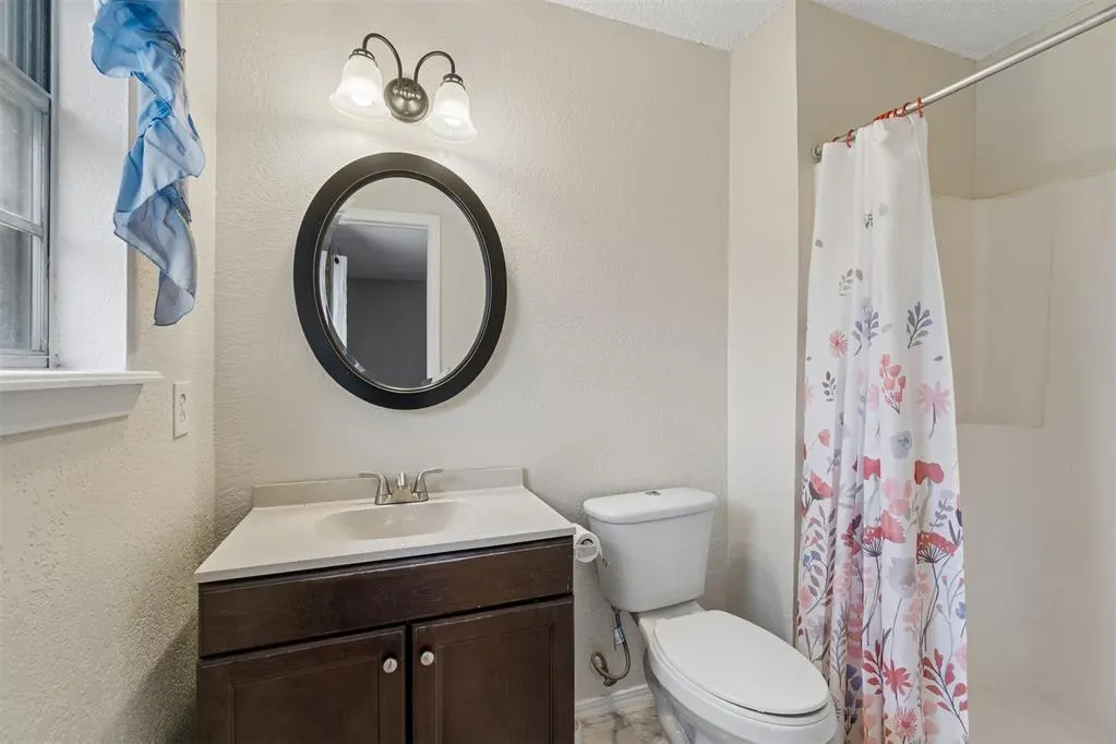 Photo 21 — 1624 NE 4th Street, Moore, OK 73160