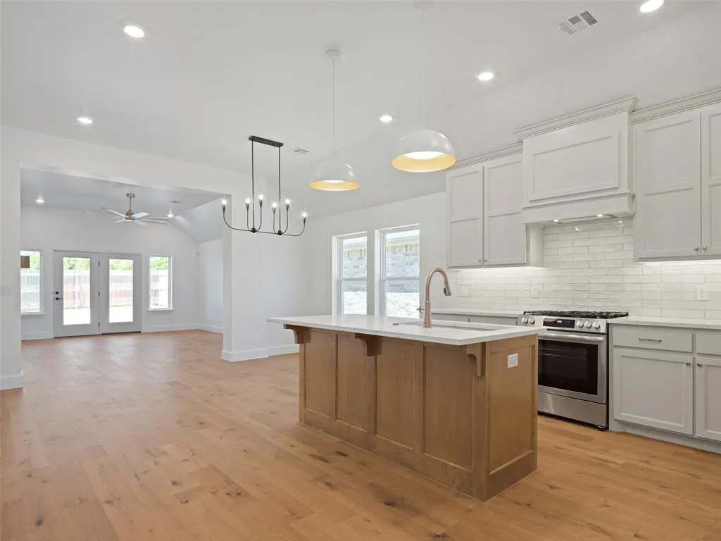 Photo 7 — 16225 Blackberry Farm Road, Oklahoma City, OK 73013