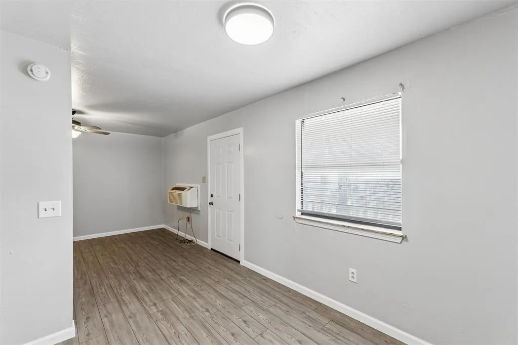 Photo 8 — 1401 SW E Street, Lawton, OK 73501