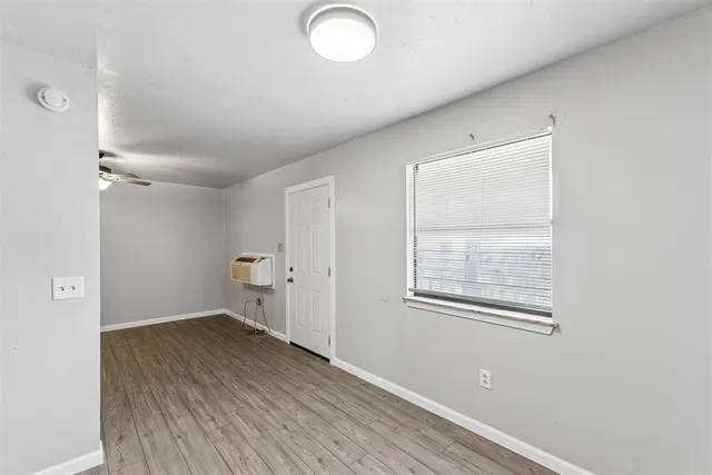 Photo 8 — 1401 SW E Street, Lawton, OK 73501