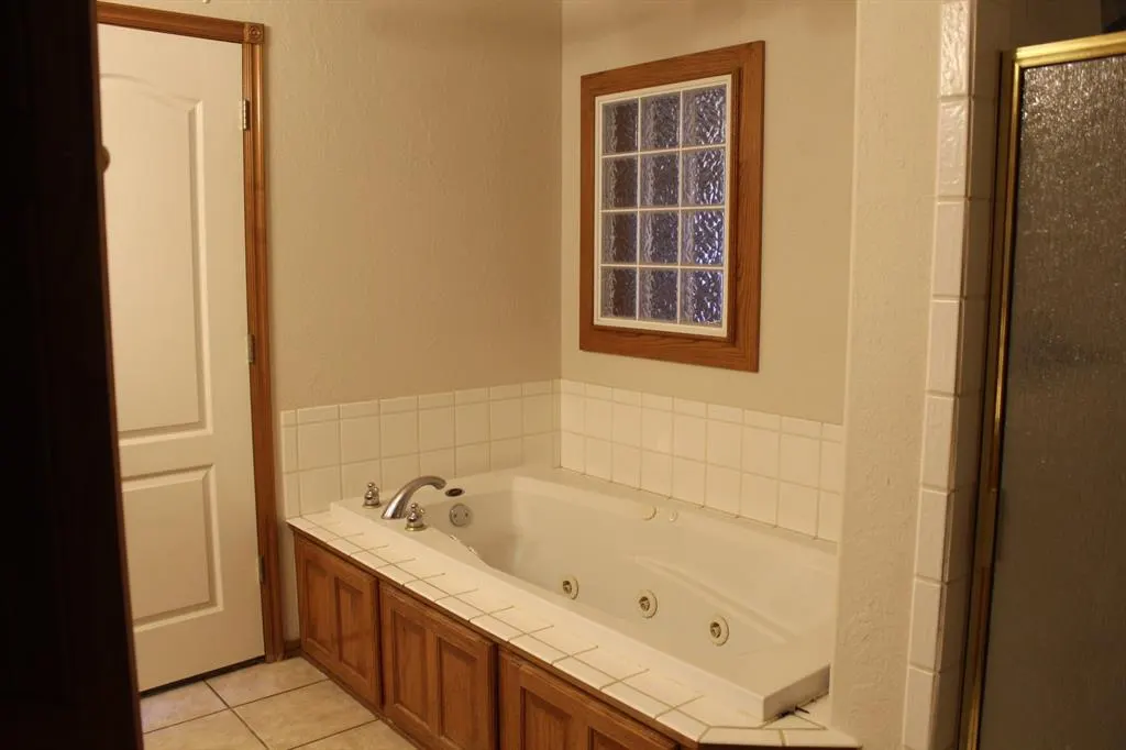 Photo 10 — 12872 NE Keeney Road, Elgin, OK 73538