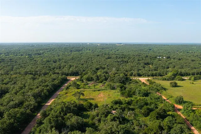 Photo 3 — 9850 E Charter Oak Road, Guthrie, OK 73044