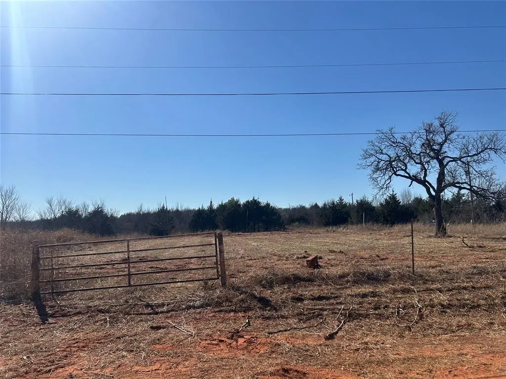 Photo 13 — 9850 E Charter Oak Road, Guthrie, OK 73044