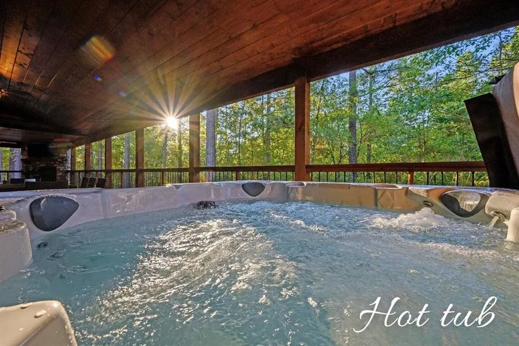 Photo 7 — 334 Carter Valley Lane, Broken Bow, OK 74728