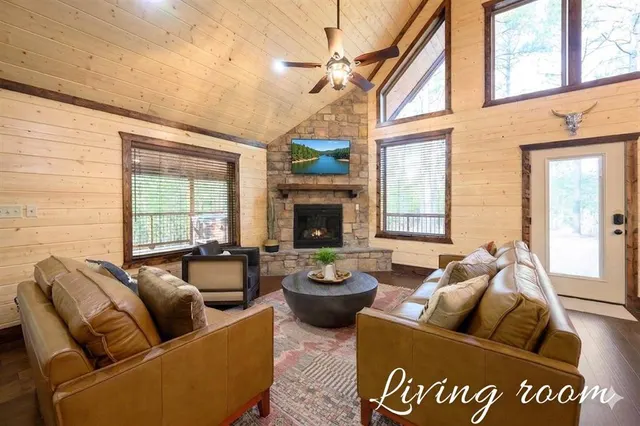 Photo 8 — 334 Carter Valley Lane, Broken Bow, OK 74728