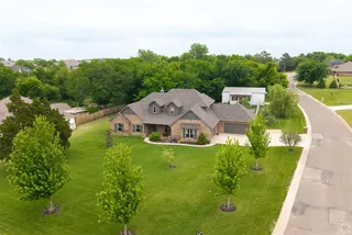 Sold home at 10430 Pine Ridge Road