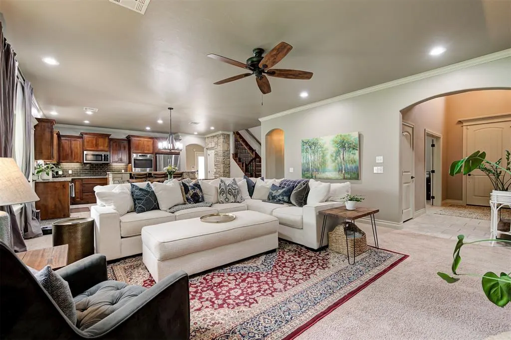 Photo 9 — 10430 Pine Ridge Road, Edmond, OK 73025
