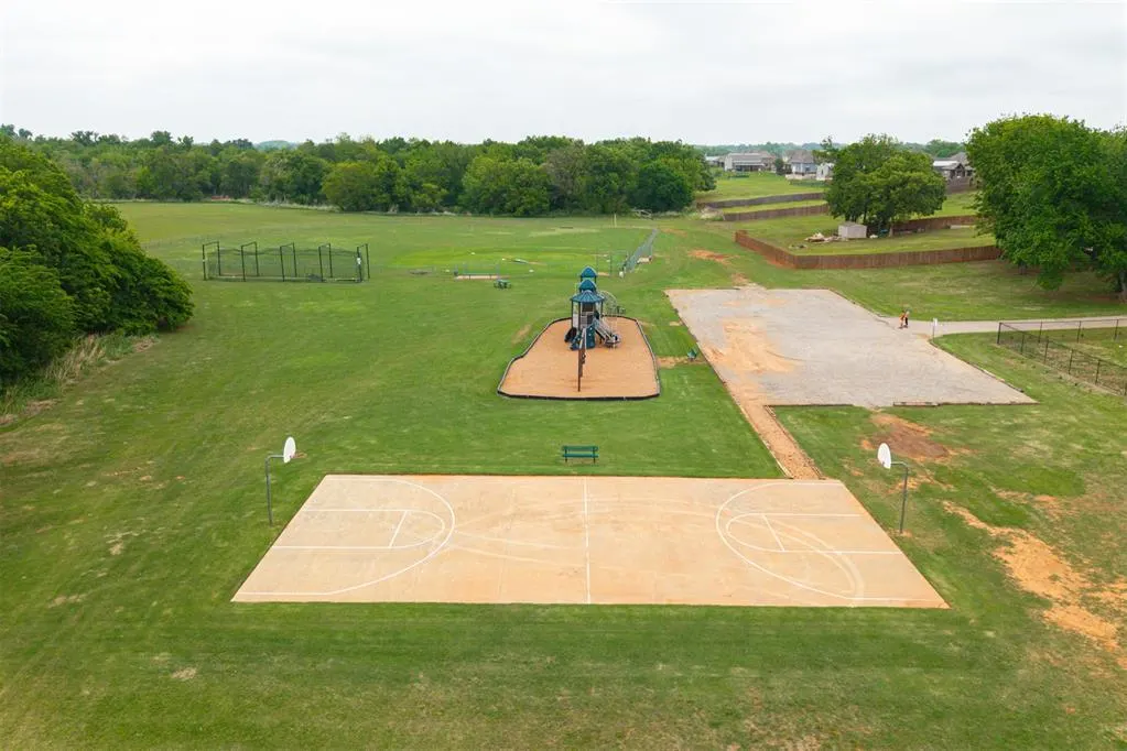 Photo 39 — 10430 Pine Ridge Road, Edmond, OK 73025