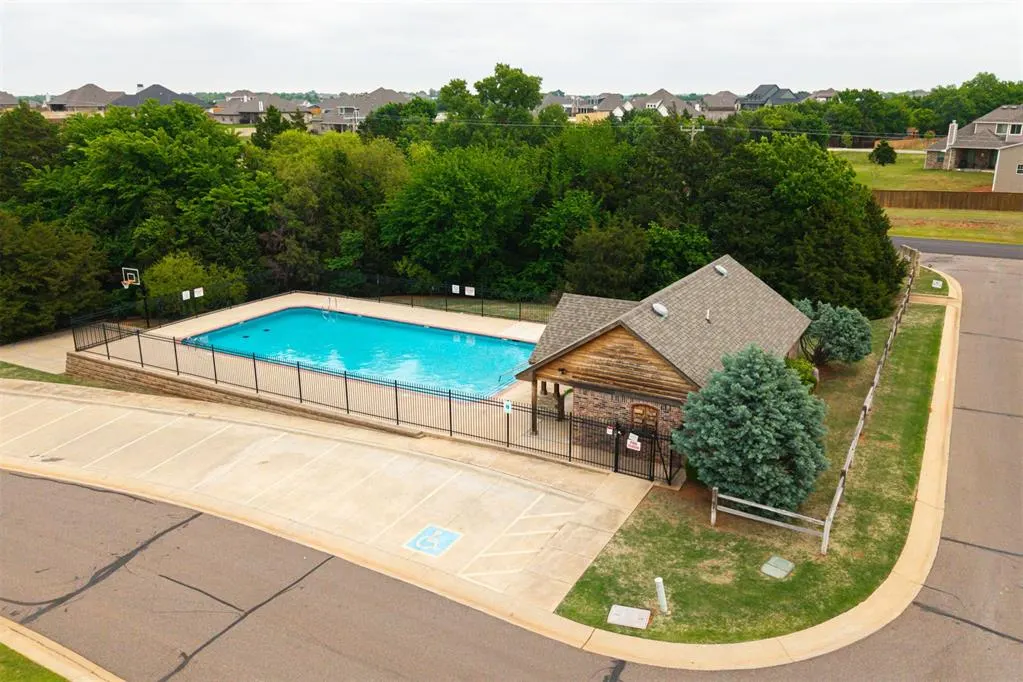 Photo 45 — 10430 Pine Ridge Road, Edmond, OK 73025