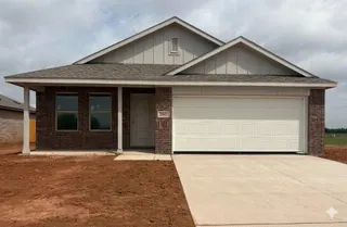 Sold home at 1941 Honey Locust Drive