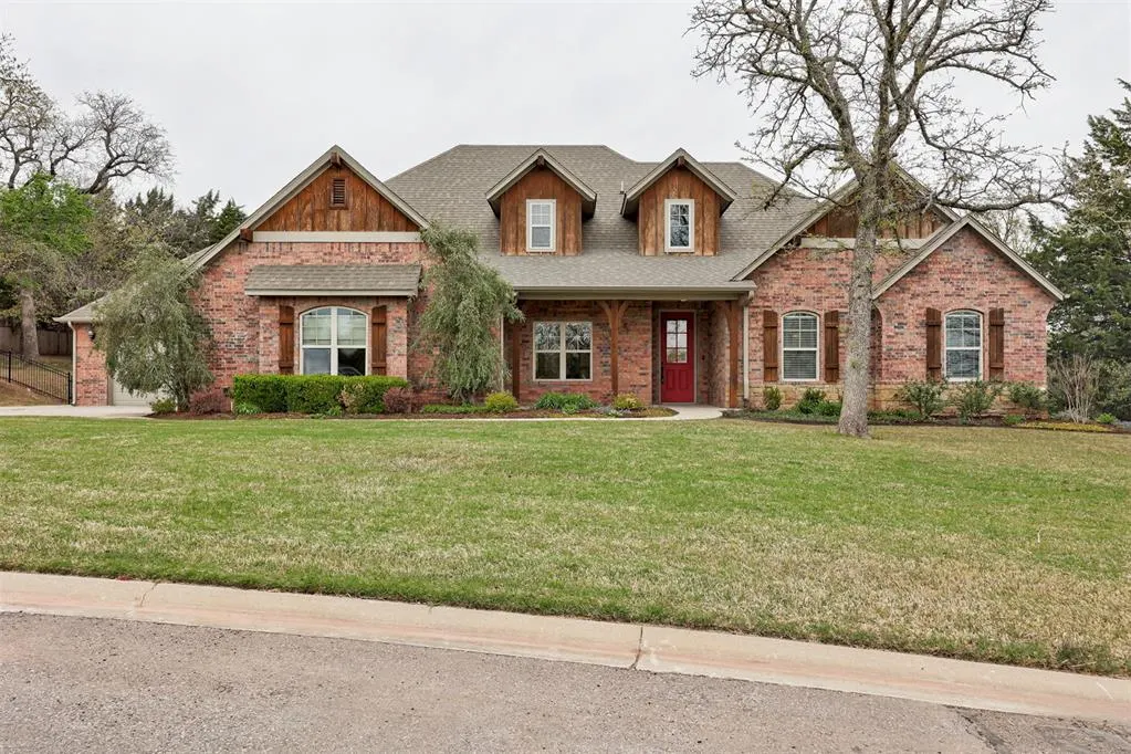 Front exterior — 3630 Woodridge Trail, Edmond, OK 73034
