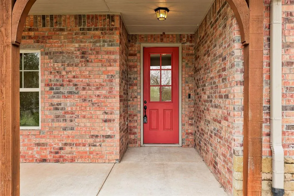 Photo 5 — 3630 Woodridge Trail, Edmond, OK 73034