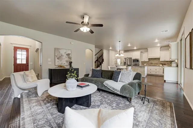 Photo 6 — 3630 Woodridge Trail, Edmond, OK 73034