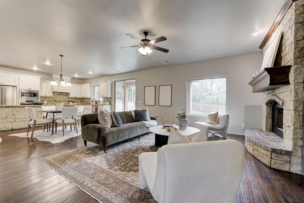 Photo 8 — 3630 Woodridge Trail, Edmond, OK 73034