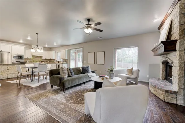 Photo 8 — 3630 Woodridge Trail, Edmond, OK 73034
