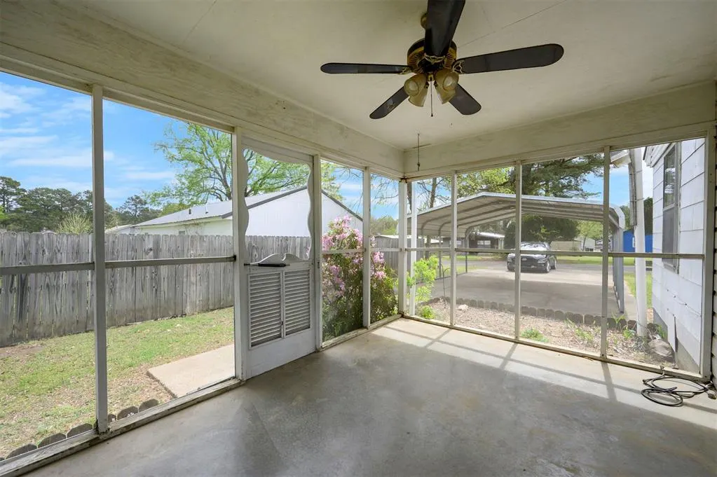 Photo 40 — 1301 SE Jackson Street, Idabel, OK 74745