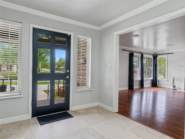 Photo 4 — 1835 Drakestone Avenue, Nichols Hills, OK 73120