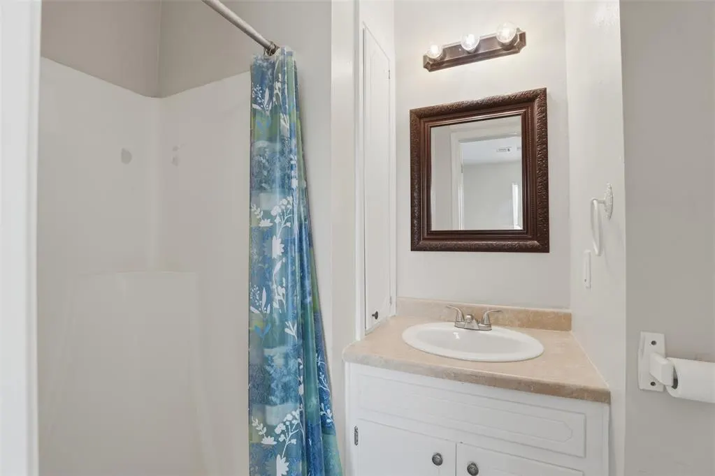 Photo 24 — 228 S 5th Avenue, Stroud, OK 74079