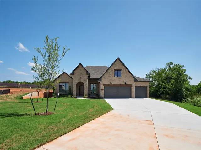 Front exterior — 408 Basin Way, Norman, OK 73071