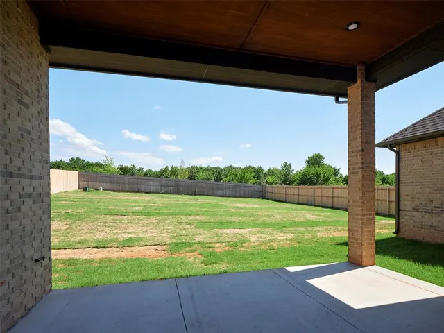 Photo 6 — 408 Basin Way, Norman, OK 73071