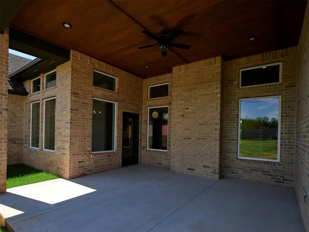 Photo 7 — 408 Basin Way, Norman, OK 73071