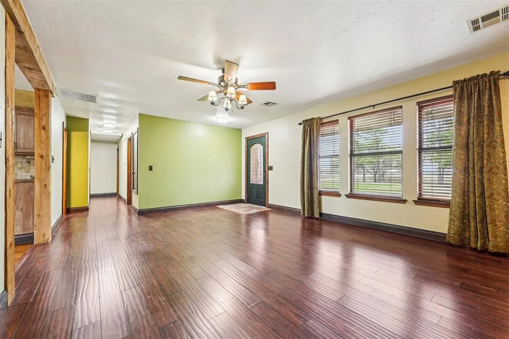 Photo 5 — 7010 Alameda Street, Norman, OK 73026