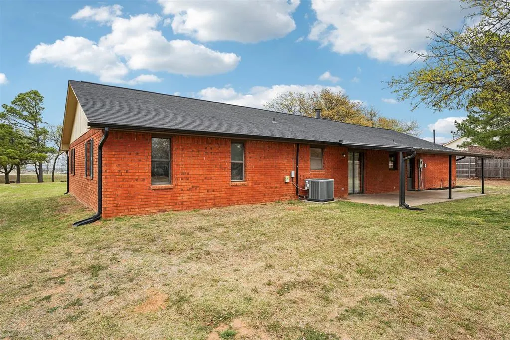 Photo 25 — 7010 Alameda Street, Norman, OK 73026