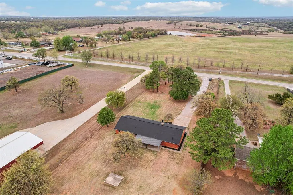 Photo 37 — 7010 Alameda Street, Norman, OK 73026